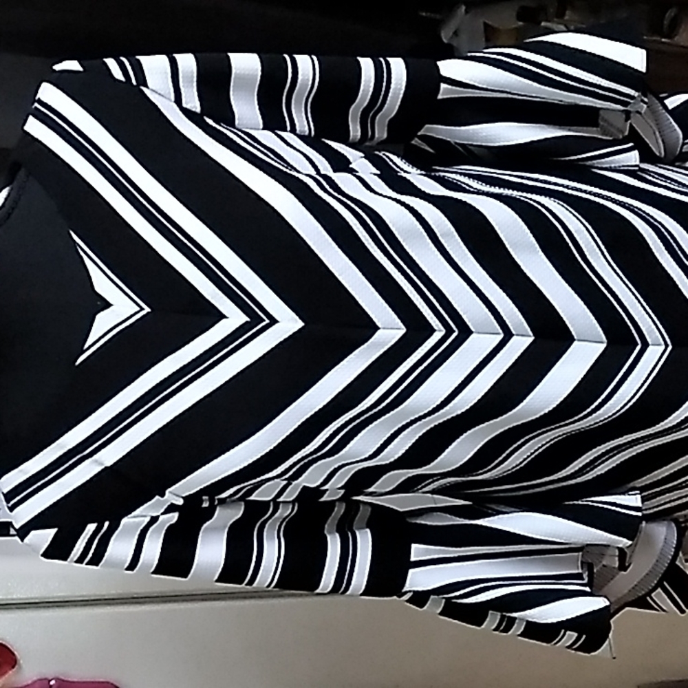 Midi dress size 6 - Picture 2 of 6